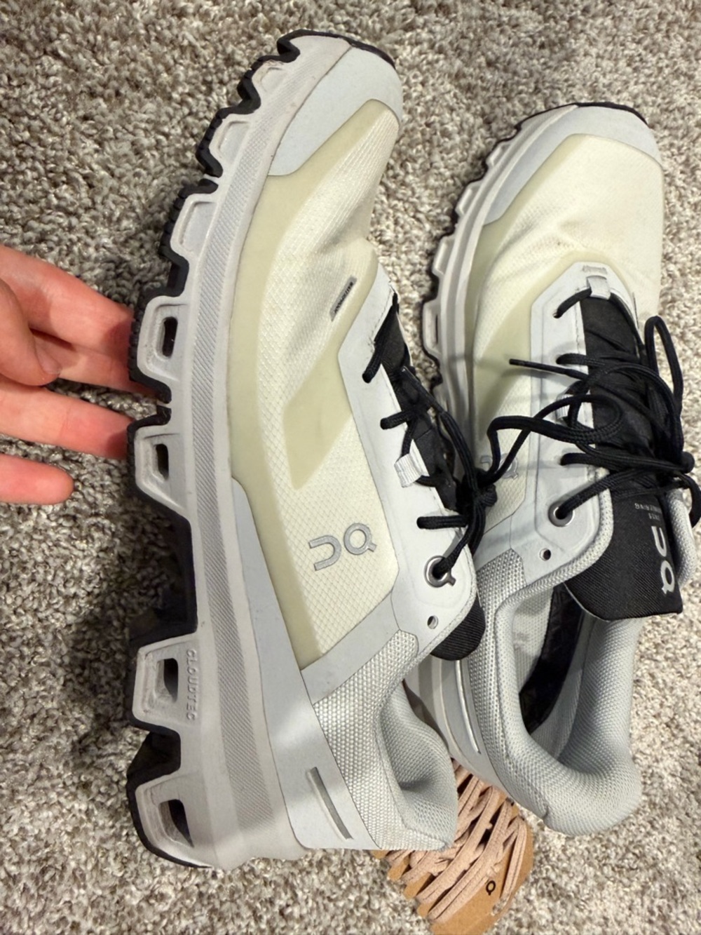 On Running  WOMEN'S CLOUDVENTURE WATERPROOF Shoes in Glacier and Black